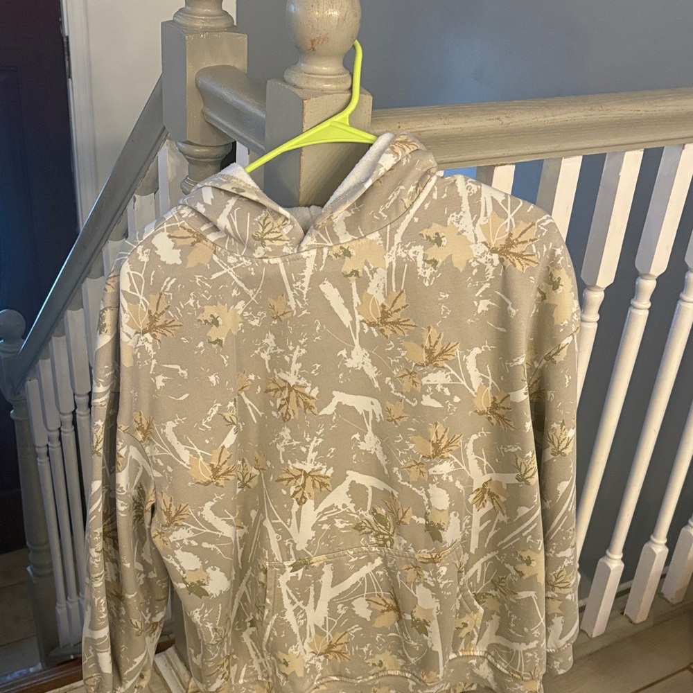 Amazon Women's Beige Patterned Hoodie